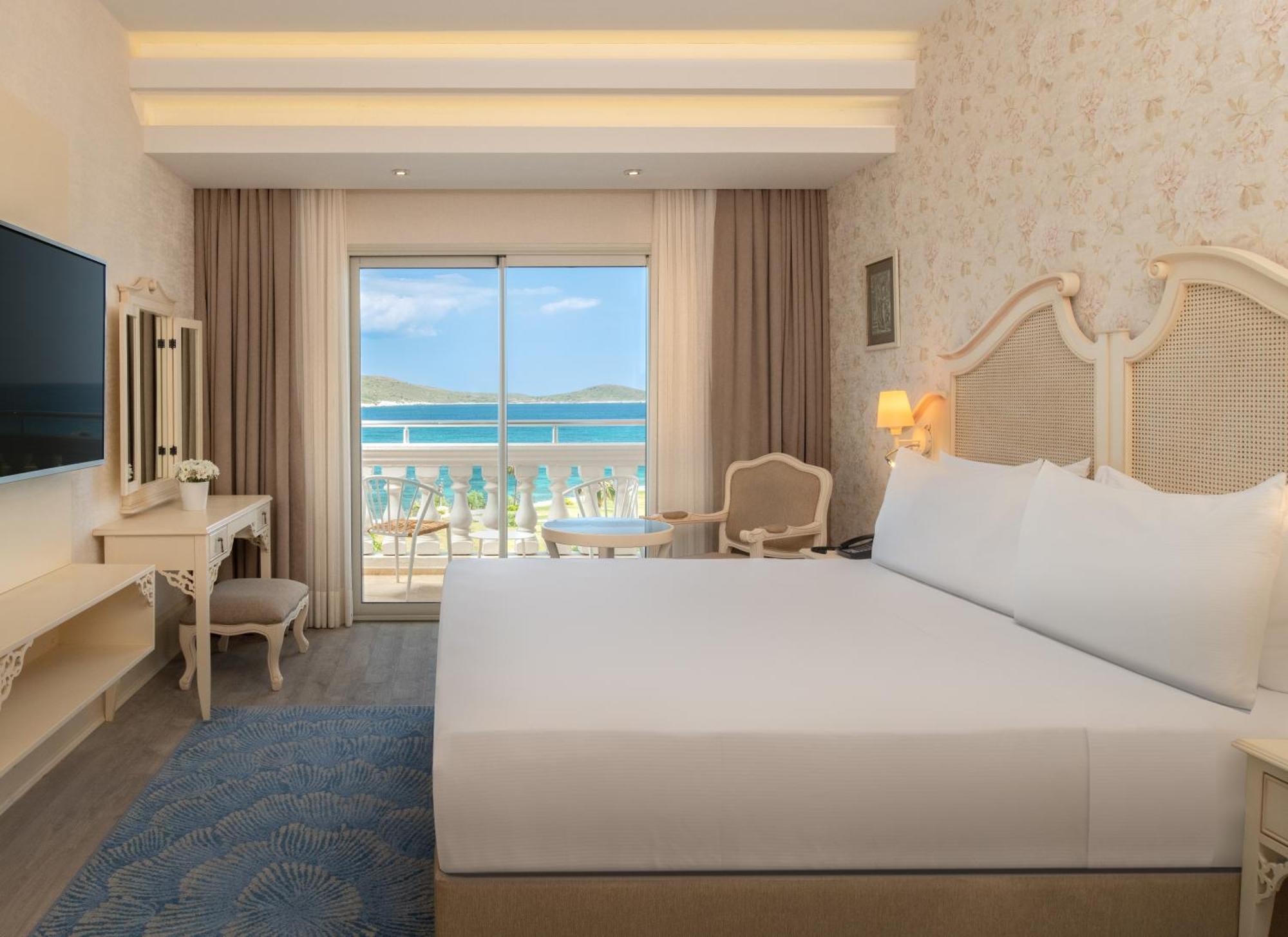 Dolce By Wyndham Cesme Resort 4*